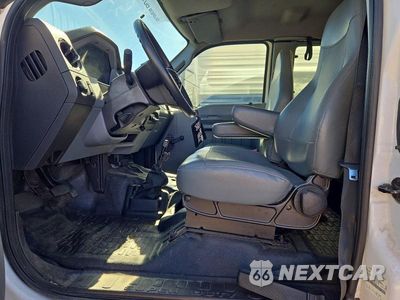 Zdjęcie 7 z 13 samochodu: 2017 FORD F750 SUPER DUTY BOX TRUCK VIN:1FDNX7AY2HDB06528 - miniatura