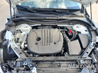 Zdjęcie 12 z 13 samochodu: 2022 VOLVO XC60 B5 MOMENTUM VIN:YV4L12DK7N1941266 - miniatura