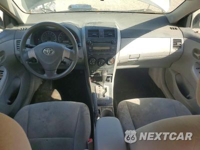 Zdjęcie 8 z 13 samochodu: 2010 TOYOTA COROLLA LE VIN:1NXBU4EE8AZ290504 - miniatura
