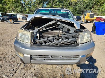 Piąte zdjęcie samochodu w środku: 2005 TOYOTA 4RUNNER SR5 VIN:JTEZU14R758032037 - miniatura