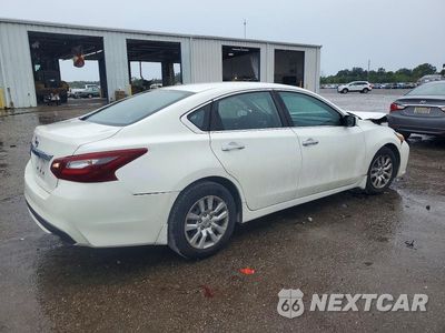 Trzecie zdjęcie samochodu z tyłu: 2018 NISSAN ALTIMA 2.5 S VIN:1N4AL3AP5JC150023 - miniatura