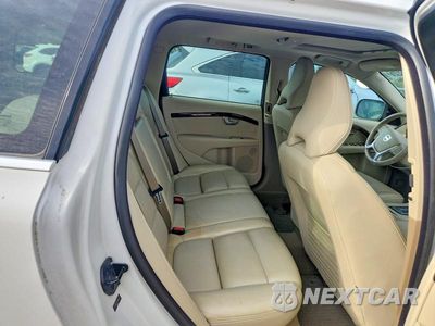 Zdjęcie 11 z 13 samochodu: 2010 VOLVO XC70 T6 VIN:YV4992BZ7A1081530 - miniatura