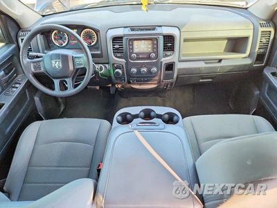 Zdjęcie 8 z 12 samochodu: 2017 RAM 1500 ST VIN:1C6RR7SM7HS558263 - miniatura