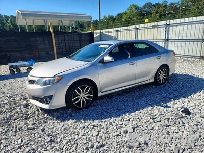 2014 TOYOTA CAMRY SE 4T1BF1FK0EU757823 - główne zdjęcie licytacji z USA - miniatura