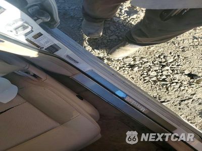 Zdjęcie 12 z 12 samochodu: 2015 MERCEDES-BENZ E 350 VIN:WDDHF5KB9FB116331 - miniatura