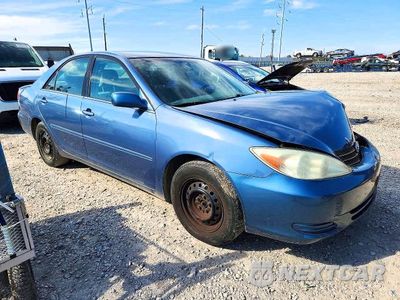 Czwarte zdjęcie samochodu z boku: 2004 TOYOTA CAMRY LE VIN:4T1BE32K34U927692 - miniatura