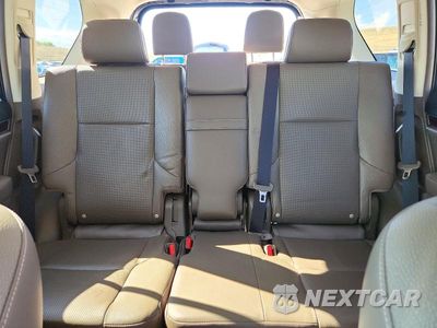 Zdjęcie 10 z 14 samochodu: 2016 LEXUS GX 460 VIN:JTJBM7FX6G5135150 - miniatura