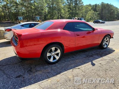 Trzecie zdjęcie samochodu z tyłu: 2019 DODGE CHALLENGER SXT VIN:2C3CDZAG7KH747941 - miniatura