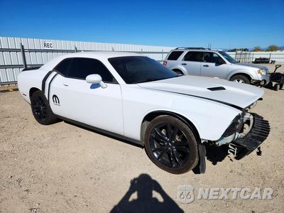 Czwarte zdjęcie samochodu z boku: 2018 DODGE CHALLENGER SXT VIN:2C3CDZAG9JH251893 - miniatura