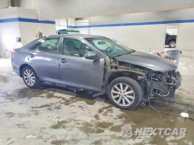 Czwarte zdjęcie samochodu z boku: 2014 TOYOTA CAMRY XLE V6 VIN:4T1BK1FK5EU024419 - miniatura