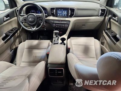 Zdjęcie 8 z 13 samochodu: 2018 KIA SPORTAGE LX VIN:KNDPMCACXJ7463429 - miniatura