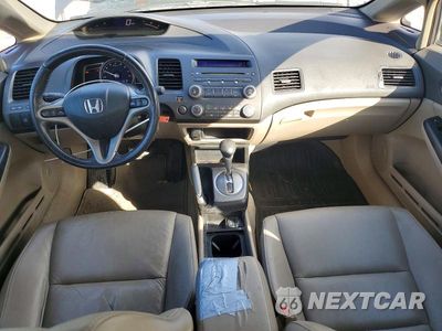 Zdjęcie 8 z 12 samochodu: 2009 HONDA CIVIC EXL VIN:19XFA16969E008448 - miniatura
