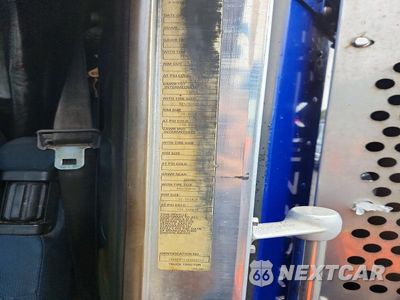 Zdjęcie 12 z 14 samochodu: 2008 KENWORTH CONSTRUCTION W900 VIN:1XKWD49X28J232311 - miniatura