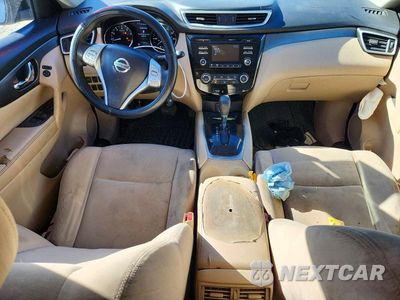 Zdjęcie 8 z 13 samochodu: 2016 NISSAN ROGUE S VIN:KNMAT2MT3GP658389 - miniatura