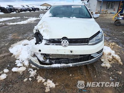 Piąte zdjęcie samochodu w środku: 2019 VOLKSWAGEN GOLF ALLTRACK S VIN:3VWH17AU8KM501130 - miniatura