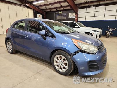Czwarte zdjęcie samochodu z boku: 2016 KIA RIO LX VIN:KNADM5A30G6621528 - miniatura
