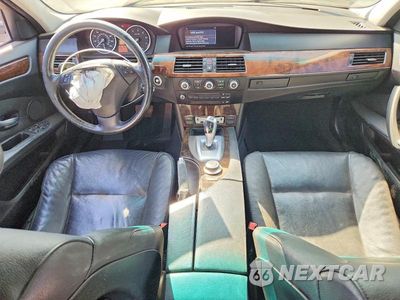 Zdjęcie 8 z 12 samochodu: 2008 BMW 528 XI VIN:WBANV135X8CZ57604 - miniatura