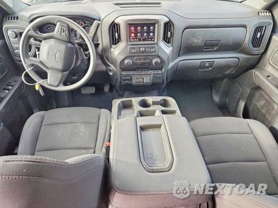 Zdjęcie 8 z 12 samochodu: 2025 CHEVROLET SILVERADO K2500 CUSTOM VIN:2GC4KME7XS1224389 - miniatura