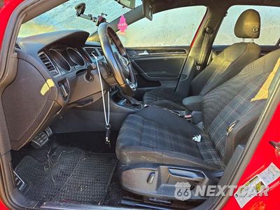 Zdjęcie 7 z 12 samochodu: 2016 VOLKSWAGEN GTI S/SE VIN:3VW4T7AU9GM064643 - miniatura