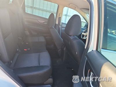 Zdjęcie 11 z 13 samochodu: 2017 NISSAN ROGUE SV VIN:KNMAT2MV8HP567752 - miniatura