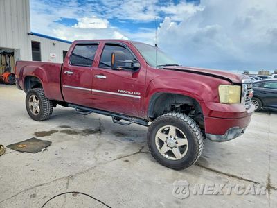 Czwarte zdjęcie samochodu z boku: 2014 GMC SIERRA K2500 DENALI VIN:1GT125E81EF176988 - miniatura