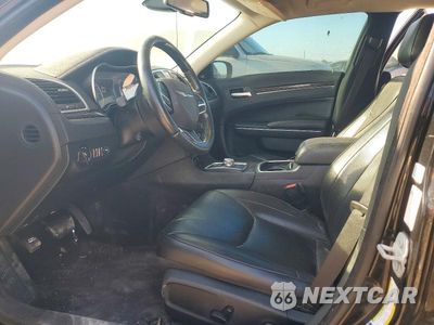 Zdjęcie 7 z 12 samochodu: 2018 CHRYSLER 300 LIMITED VIN:2C3CCAKG5JH165239 - miniatura