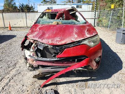 Piąte zdjęcie samochodu w środku: 2016 TOYOTA RAV4 XLE VIN:JTMRFREV9GJ061088 - miniatura
