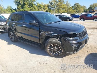 Czwarte zdjęcie samochodu z boku: 2020 JEEP GRAND CHEROKEE LIMITED VIN:1C4RJFBGXLC390240 - miniatura