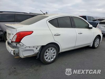 Trzecie zdjęcie samochodu z tyłu: 2013 NISSAN VERSA 1.6 S VIN:3N1CN7AP3DL884966 - miniatura