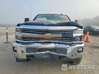 Piąte zdjęcie samochodu w środku: 2017 CHEVROLET SILVERADO K2500 HEAVY DUTY LT VIN:1GC1KVEG4HF167939 - miniatura