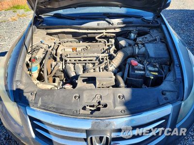 Zdjęcie 11 z 13 samochodu: 2011 HONDA ACCORD SE VIN:1HGCP2F61BA115771 - miniatura