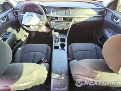 Zdjęcie 8 z 13 samochodu: 2018 KIA OPTIMA LX VIN:5XXGT4L38JG211630 - miniatura