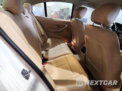 Zdjęcie 10 z 12 samochodu: 2016 BMW 320 I VIN:WBA8E1G53GNT36943 - miniatura