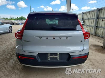 Zdjęcie 6 z 13 samochodu: 2020 VOLVO XC40 T4 MOMENTUM VIN:YV4AC2HKXL2210138 - miniatura