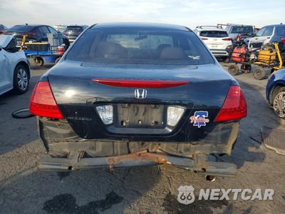 Zdjęcie 6 z 13 samochodu: 2007 HONDA ACCORD EX VIN:1HGCM56767A136528 - miniatura