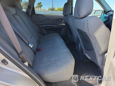 Zdjęcie 11 z 14 samochodu: 2005 HYUNDAI TUCSON GL VIN:KM8JM12BX5U195176 - miniatura
