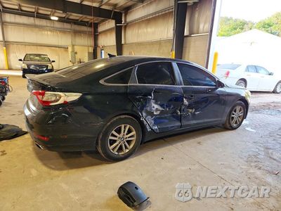 Trzecie zdjęcie samochodu z tyłu: 2016 HYUNDAI SONATA SE VIN:5NPE24AF4GH380094 - miniatura