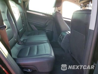 Zdjęcie 11 z 13 samochodu: 2014 VOLKSWAGEN TOUAREG V6 VIN:WVGEF9BP5ED005788 - miniatura