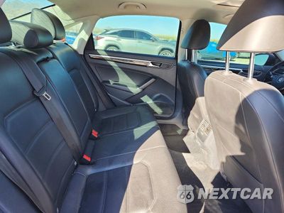 Zdjęcie 10 z 12 samochodu: 2019 VOLKSWAGEN PASSAT SE R-LINE VIN:1VWMA7A39KC002067 - miniatura