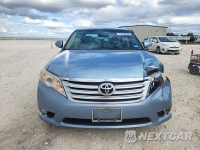 Piąte zdjęcie samochodu w środku: 2011 TOYOTA AVALON LIMITED VIN:4T1BK3DB4BU406113 - miniatura