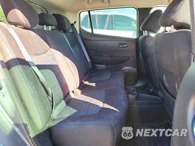 Zdjęcie 10 z 12 samochodu: 2023 NISSAN LEAF S VIN:1N4AZ1BV0PC556218 - miniatura