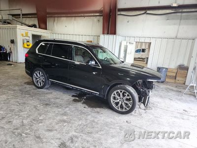 Czwarte zdjęcie samochodu z boku: 2020 BMW X7 XDRIVE40I VIN:5UXCW2C03L9A00580 - miniatura