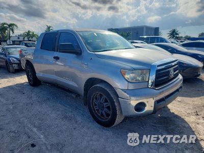 Czwarte zdjęcie samochodu z boku: 2012 TOYOTA TUNDRA DOUBLE CAB SR5 VIN:5TFRY5F12CX126823 - miniatura