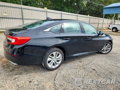 Trzecie zdjęcie samochodu z tyłu: 2019 HONDA ACCORD LX VIN:1HGCV1F14KA172440 - miniatura