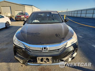 Piąte zdjęcie samochodu w środku: 2017 HONDA ACCORD SPORT VIN:1HGCR2F58HA306405 - miniatura