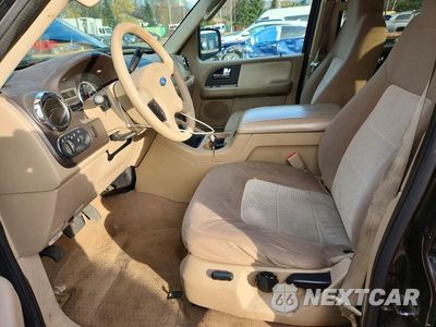 Zdjęcie 7 z 13 samochodu: 2005 FORD EXPEDITION XLT VIN:1FMPU16545LA57833 - miniatura