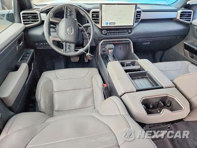 Zdjęcie 8 z 12 samochodu: 2026 TOYOTA TUNDRA LIMITED HV VIN:5TFWC5DB9TX114794 - miniatura