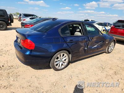Trzecie zdjęcie samochodu z tyłu: 2011 BMW 328 I VIN:WBAPH7C54BE681838 - miniatura