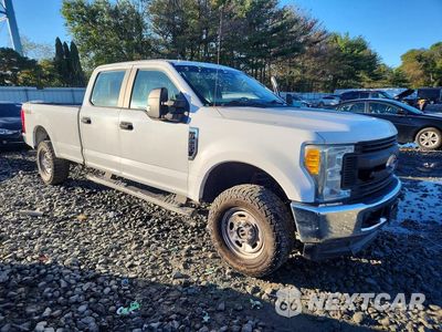 Czwarte zdjęcie samochodu z boku: 2017 FORD F250 SUPER DUTY VIN:1FT7W2B65HEC00333 - miniatura