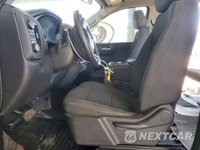 Zdjęcie 7 z 13 samochodu: 2021 CHEVROLET SILVERADO K1500 CUSTOM VIN:3GCPYBEK6MG278027 - miniatura